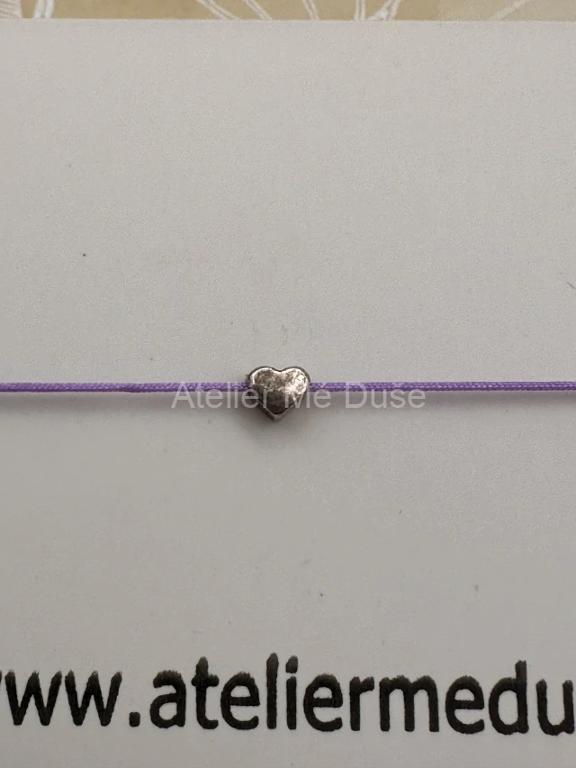 Minimalistický náramek se srdíčkem