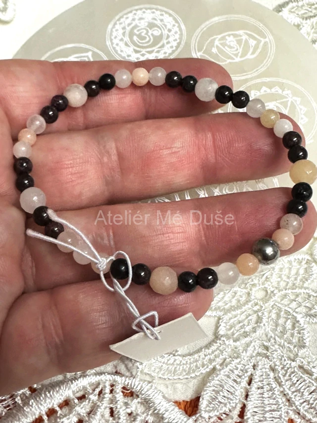 Náramek granát, avanturín, růženín