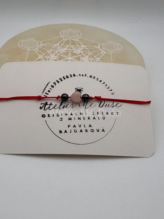 Šńůrkový náramek s růženínem a hematitem