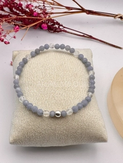 Náramek s angelitem, křišťálem a stříbrným korálkem