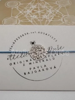 Šňůrkový náramek s nerezovým mezidílkem